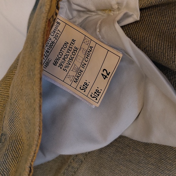 Distressed Jeans Gray Color Patches Size 42 Relaxed NWOT New - Picture 4 of 6